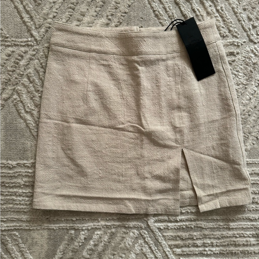 Mini slit skirt
